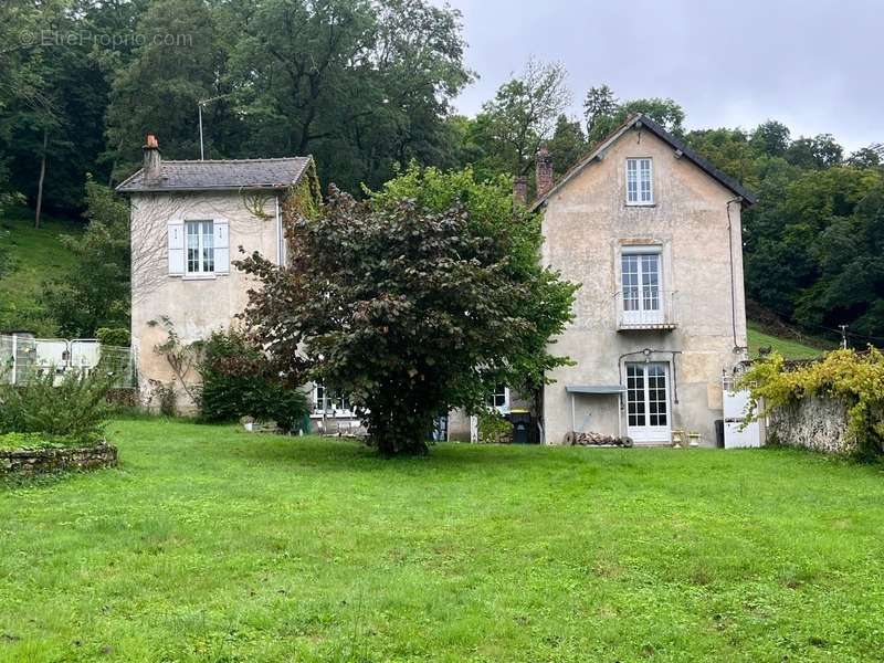 Maison à JOUARRE