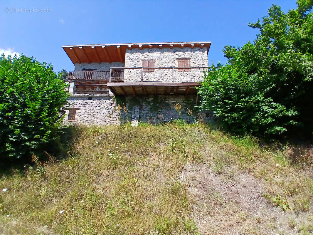 Maison à BELVEDERE