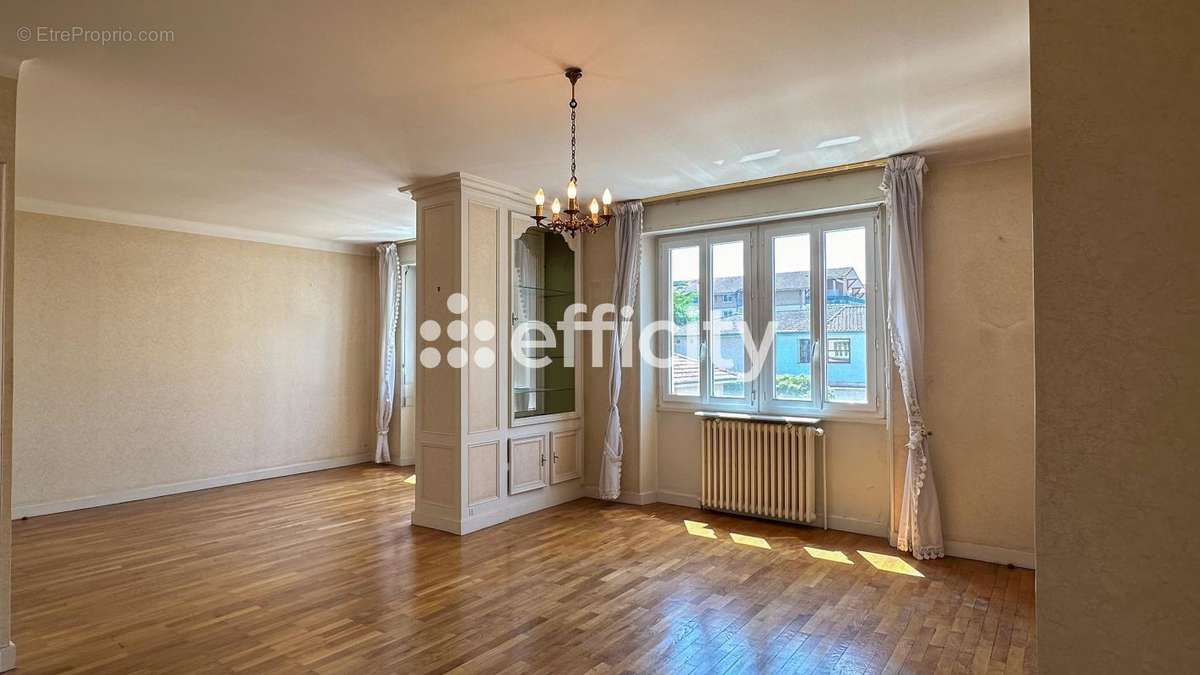 Appartement à BOURG-EN-BRESSE