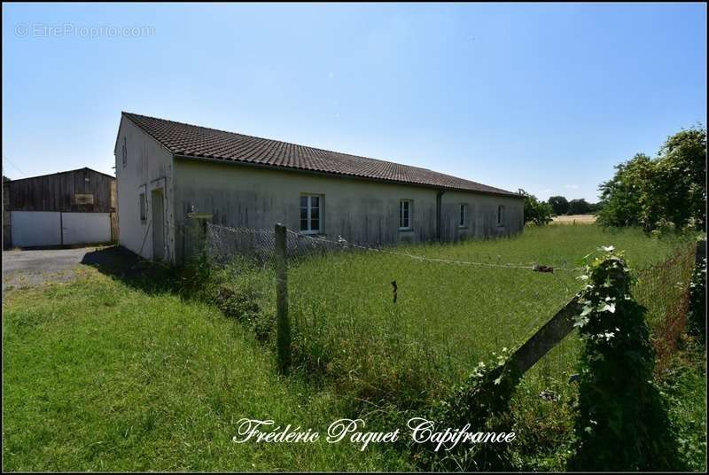 Maison à PONS