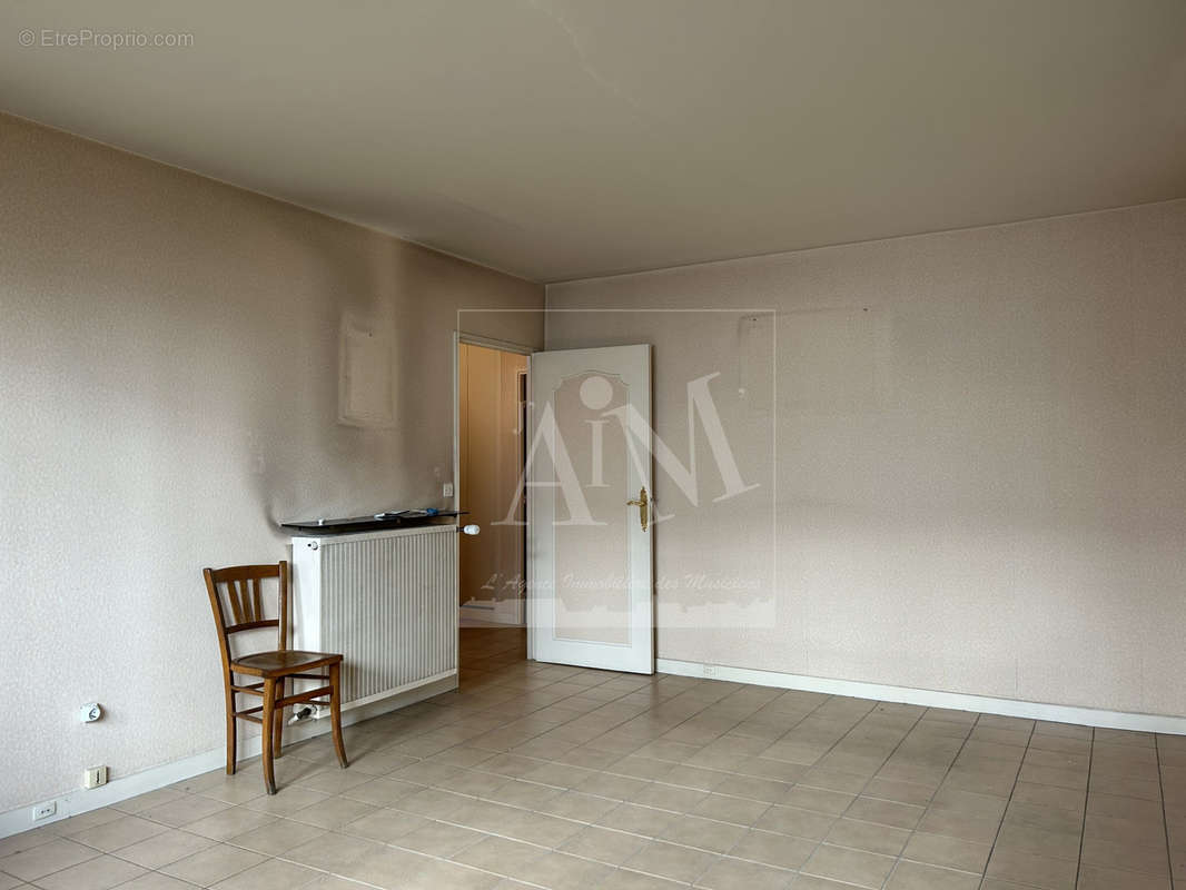 Appartement à NANTERRE