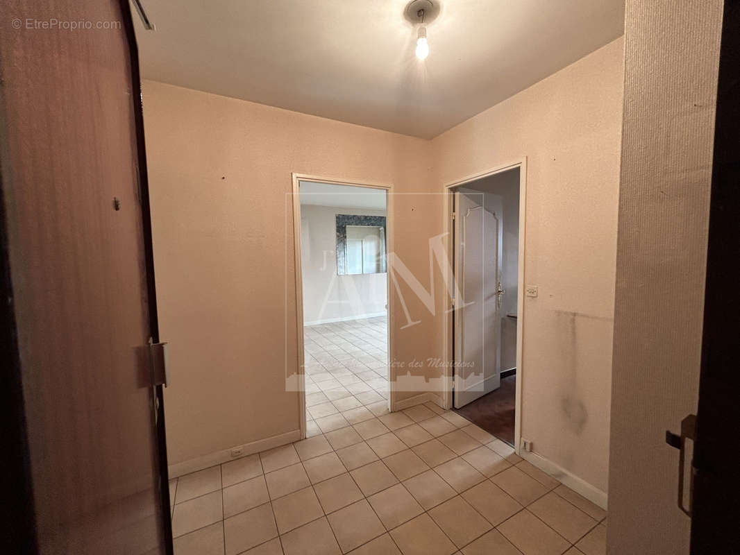 Appartement à NANTERRE