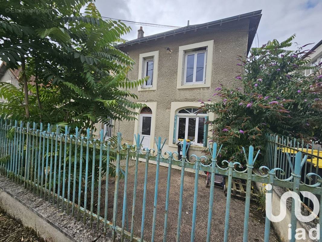 Photo 1 - Maison à SAINT-PIERRE-D&#039;EXIDEUIL