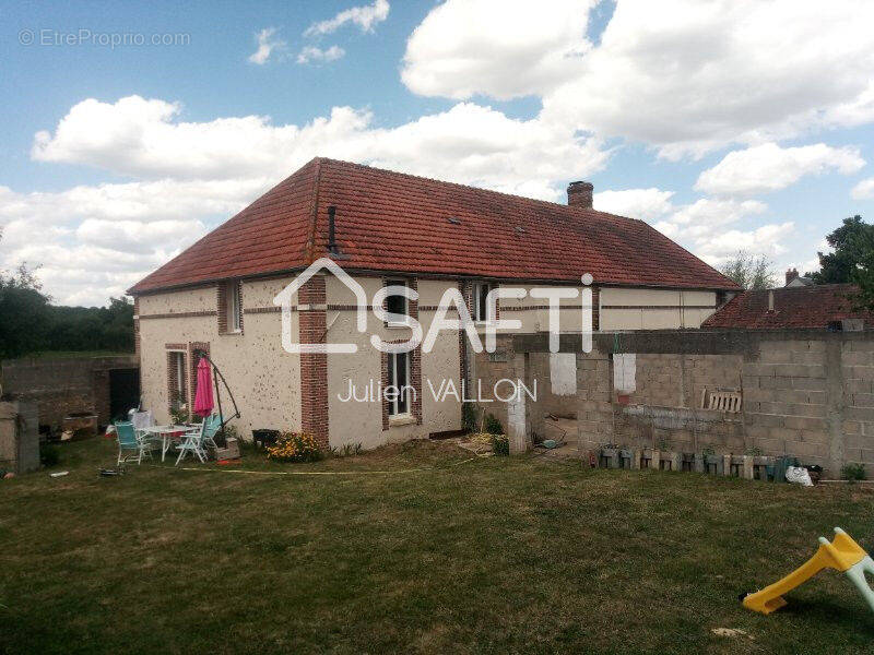 Photo 1 - Maison à SAINT-LOUP-D&#039;ORDON