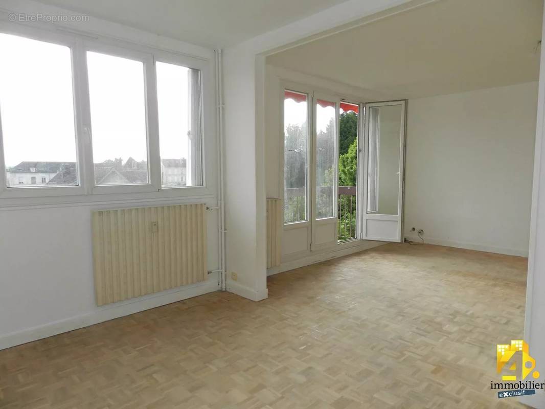 Appartement à MARGNY-LES-COMPIEGNE