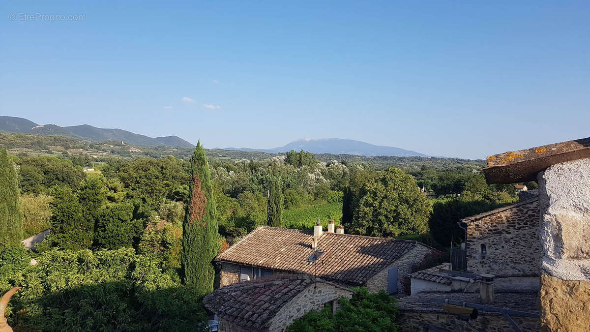 Maison à MIRABEL-AUX-BARONNIES