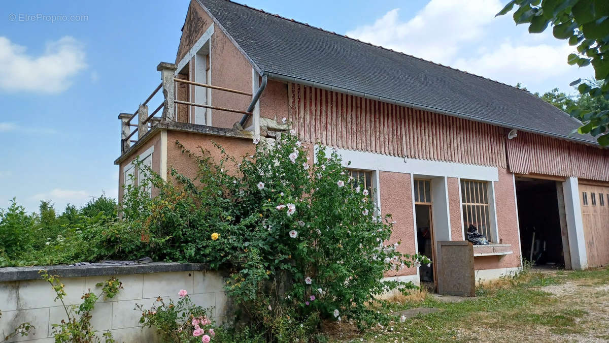 Maison à MONTRICHARD