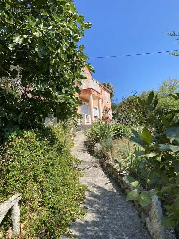 Maison à MENTON