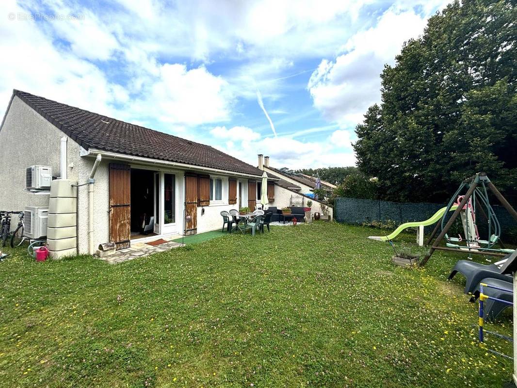 Maison à CHELLES