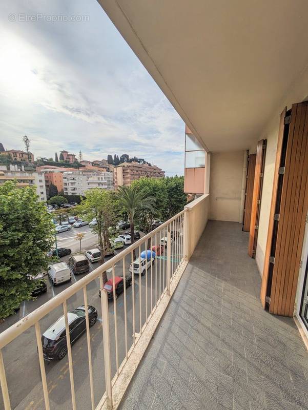 Appartement à MENTON