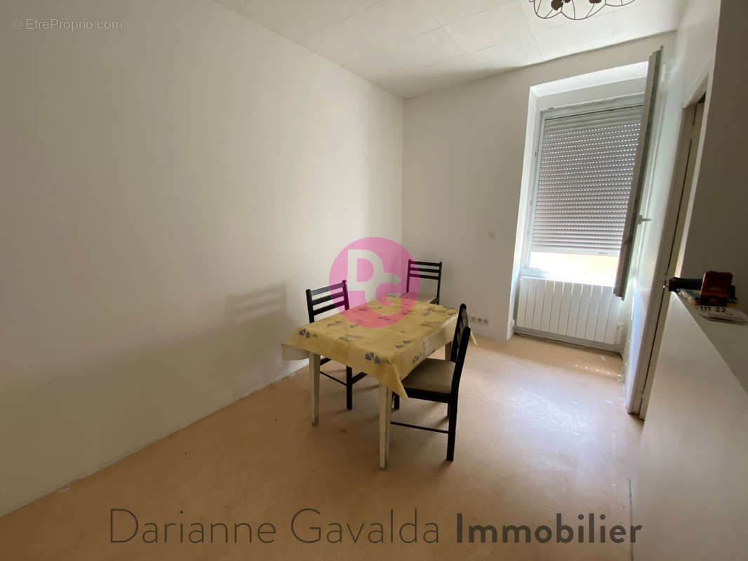 Appartement à DECAZEVILLE