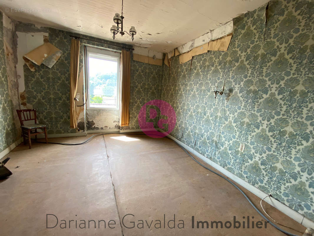 Appartement à DECAZEVILLE