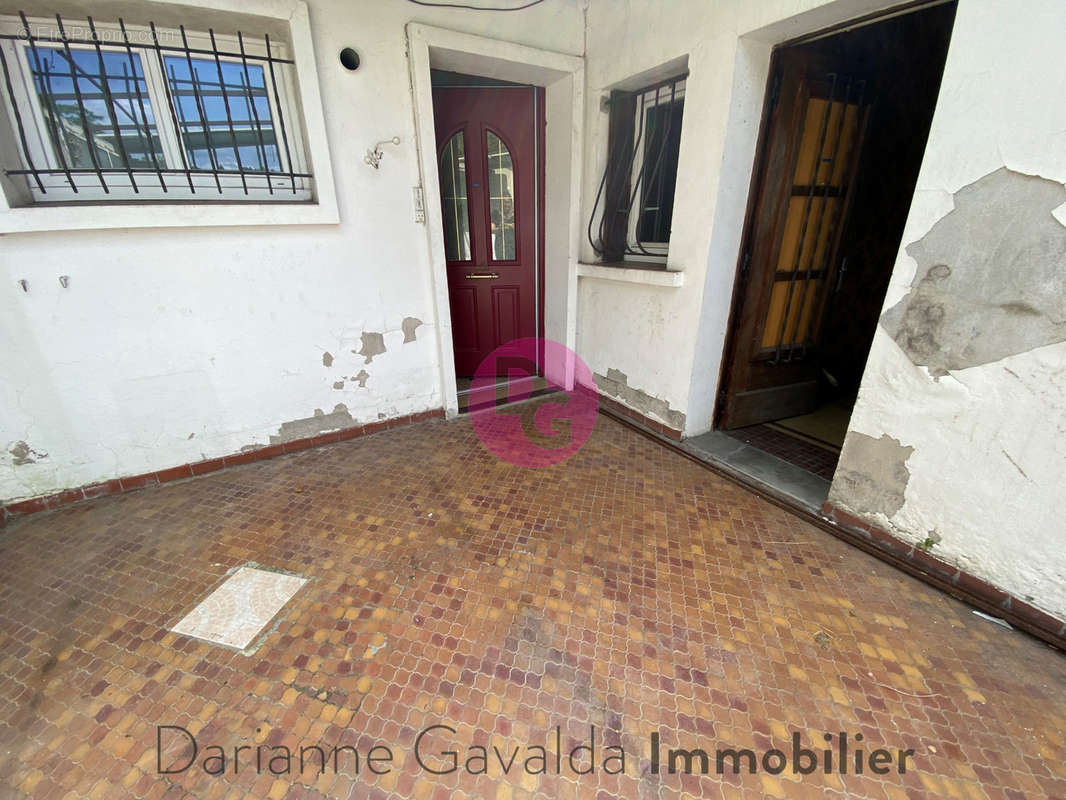 Appartement à DECAZEVILLE