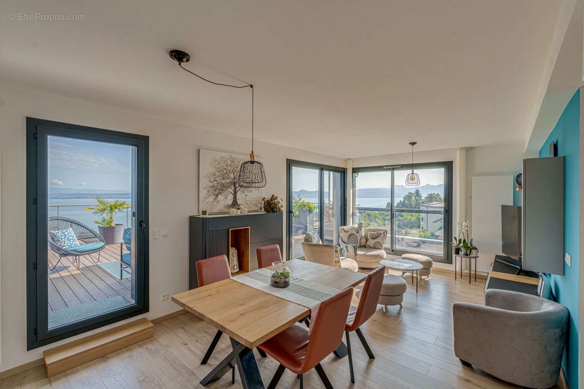 Appartement à EVIAN-LES-BAINS