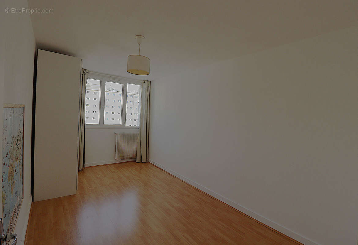 Appartement à ISSY-LES-MOULINEAUX