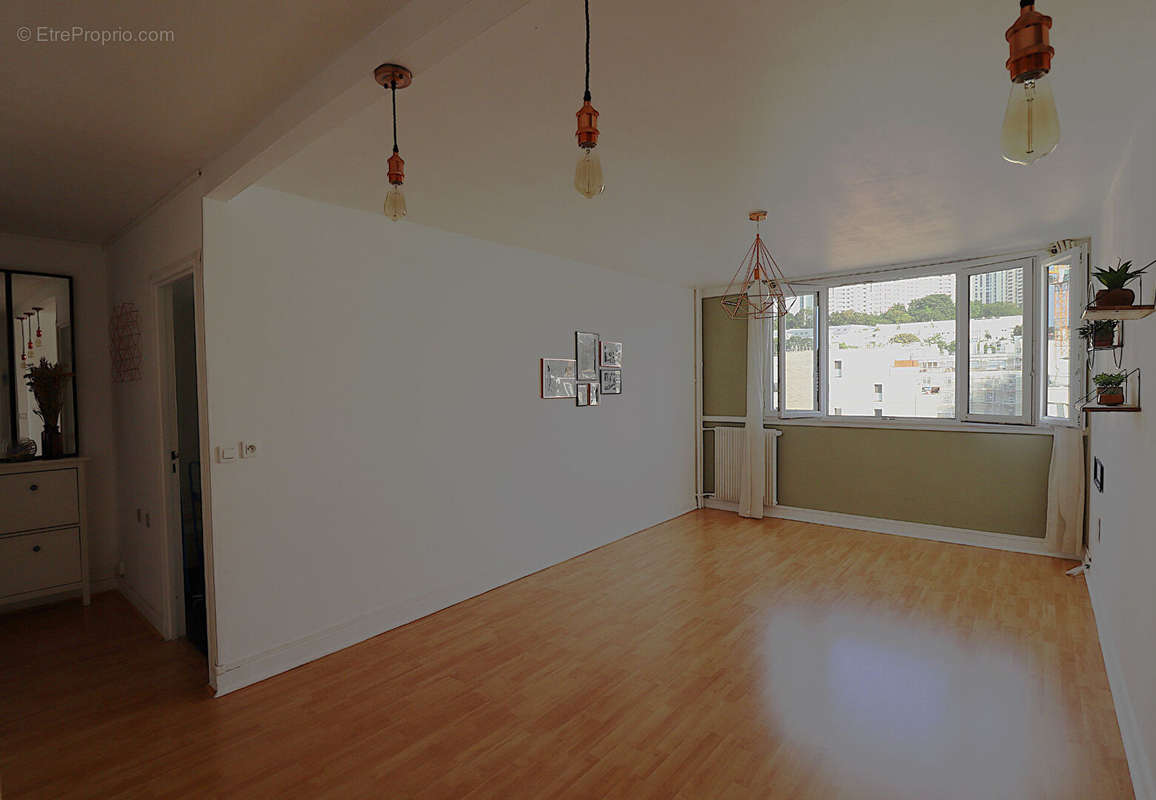 Appartement à ISSY-LES-MOULINEAUX