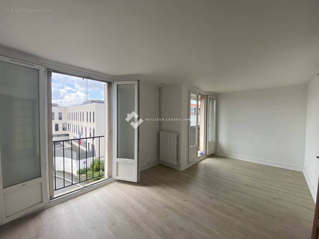 Appartement à LE RAINCY