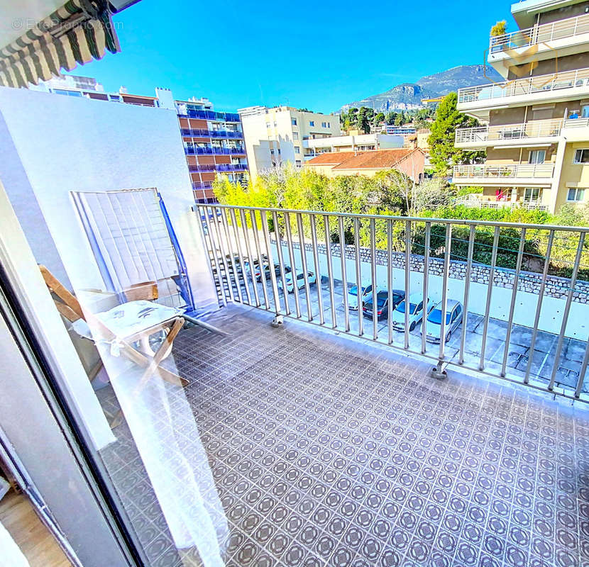 Appartement à ROQUEBRUNE-CAP-MARTIN