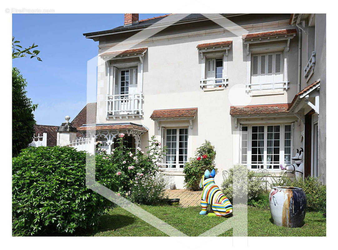 Maison à COSNE-COURS-SUR-LOIRE