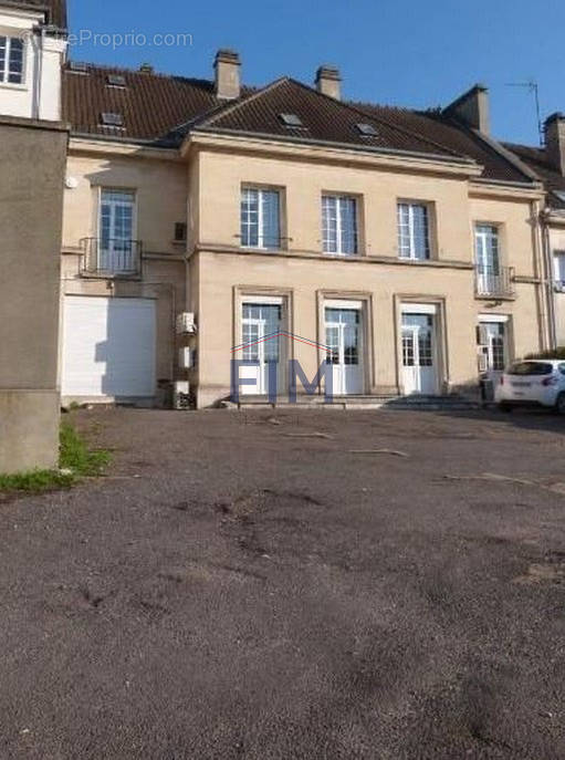 Appartement à NEUFCHATEL-EN-BRAY