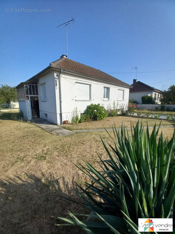 Maison à LE PLESSIS-BRION