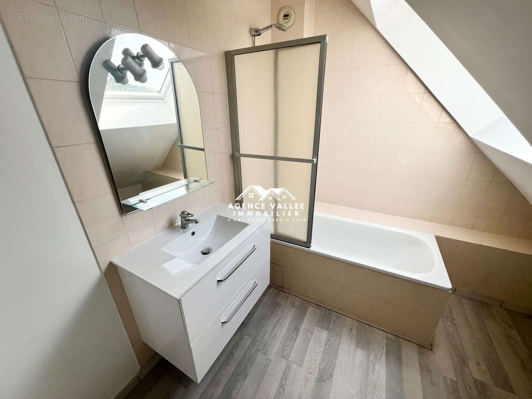 Appartement à SAINT-GERMAIN-LES-CORBEIL