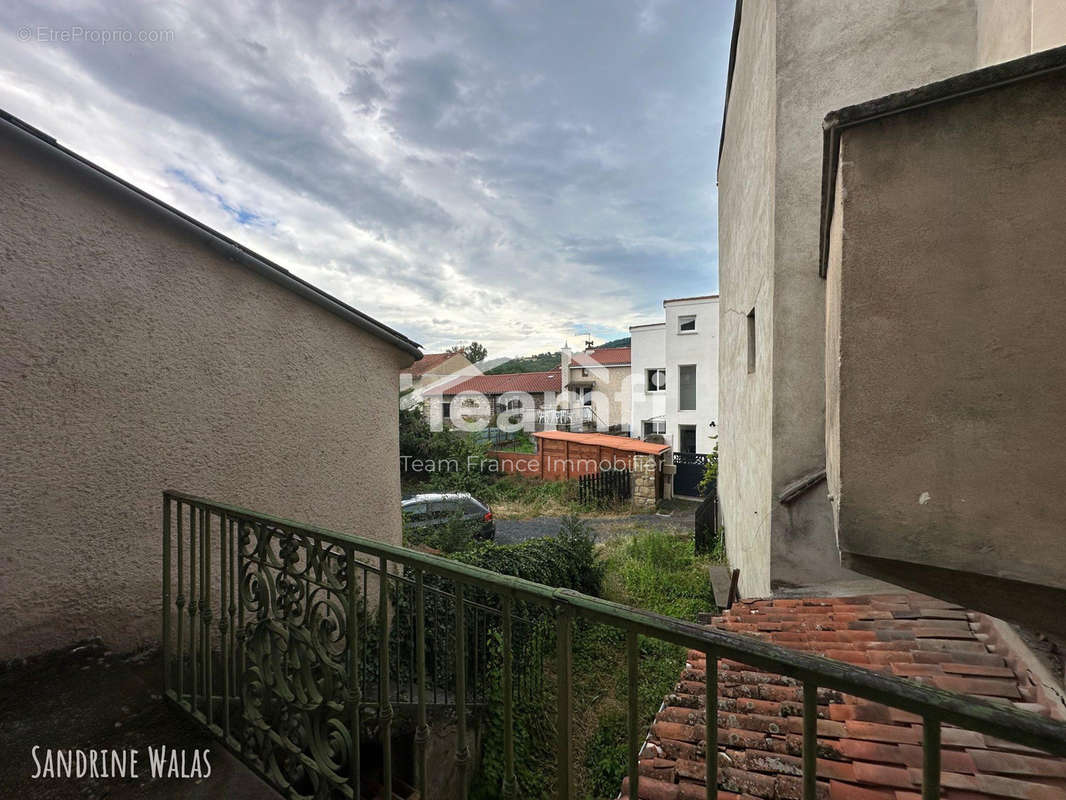 BALCON MAISON - Appartement à LES MARTRES-DE-VEYRE