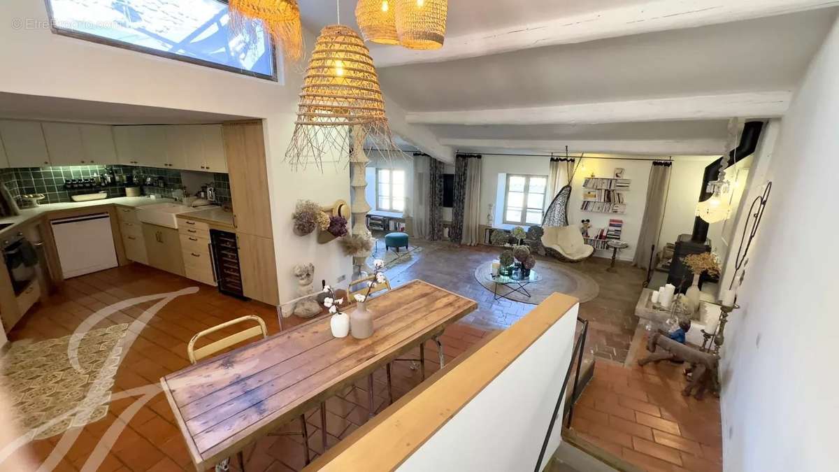 Appartement à LOURMARIN