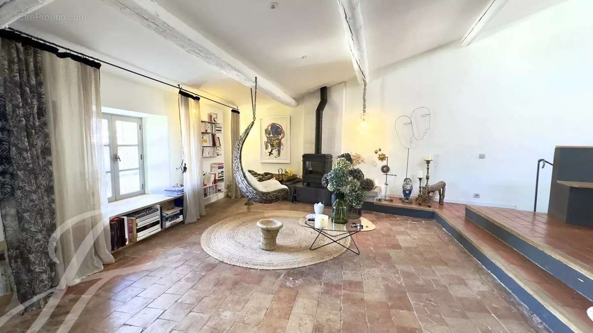 Appartement à LOURMARIN