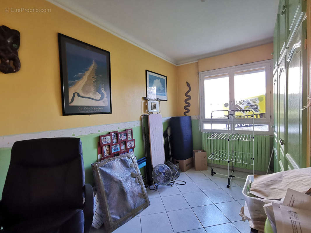 Appartement à SARTROUVILLE