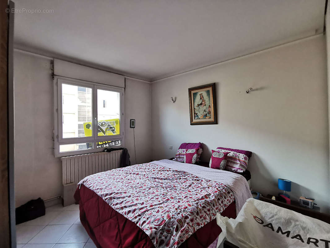 Appartement à SARTROUVILLE