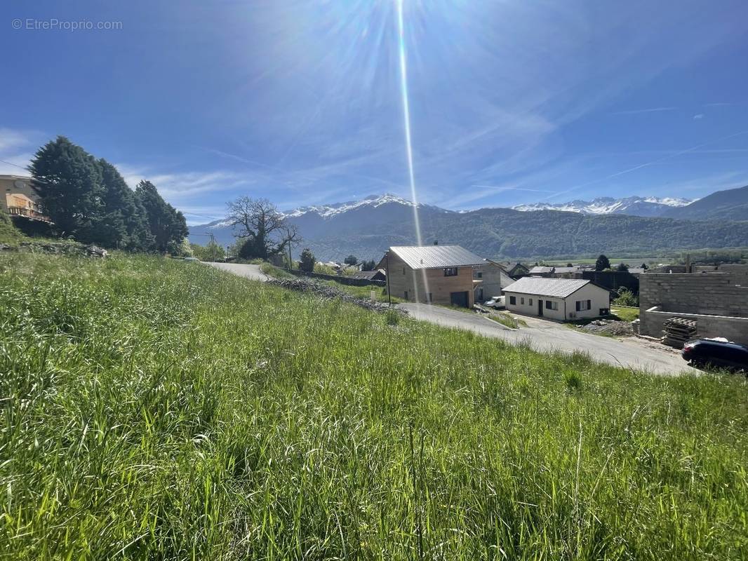 Terrain à GRESY-SUR-ISERE