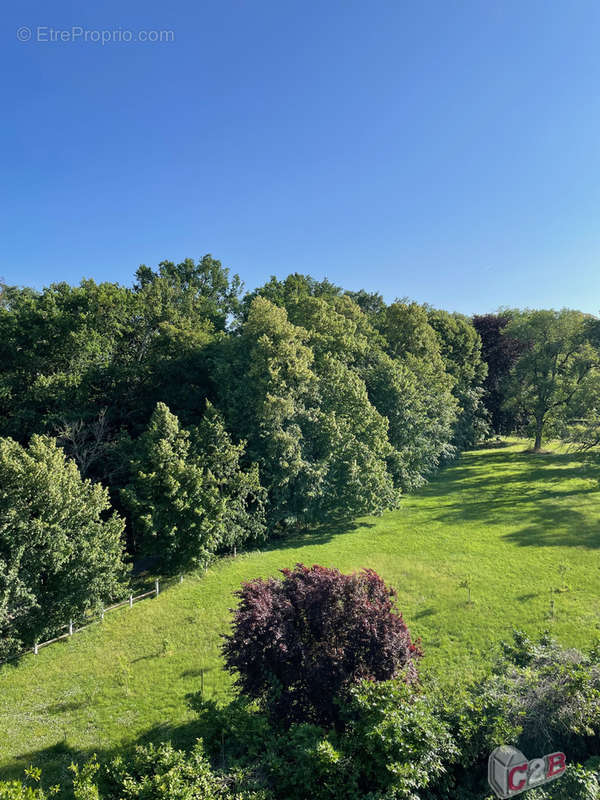 Appartement à VILLENAVE-D&#039;ORNON