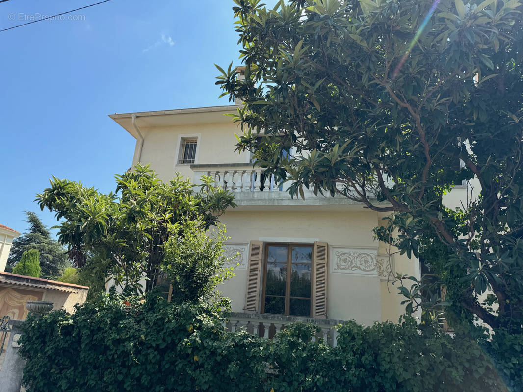 Maison à LE CANNET