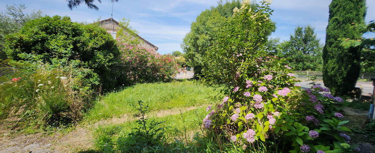 Maison à LE GARRIC