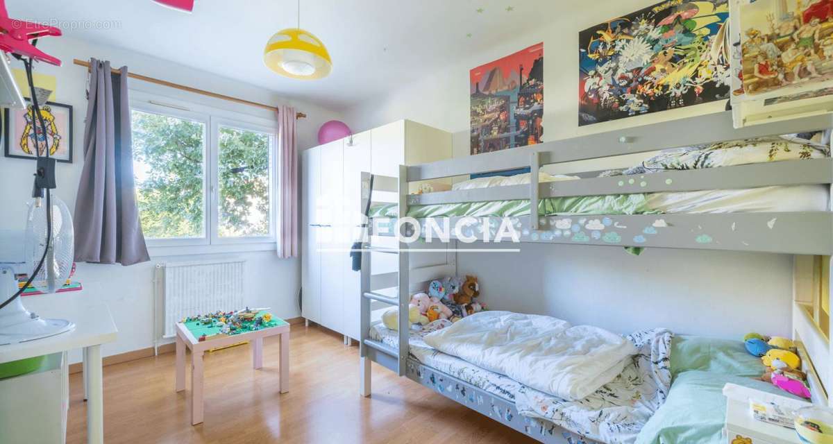 Appartement à VENCE