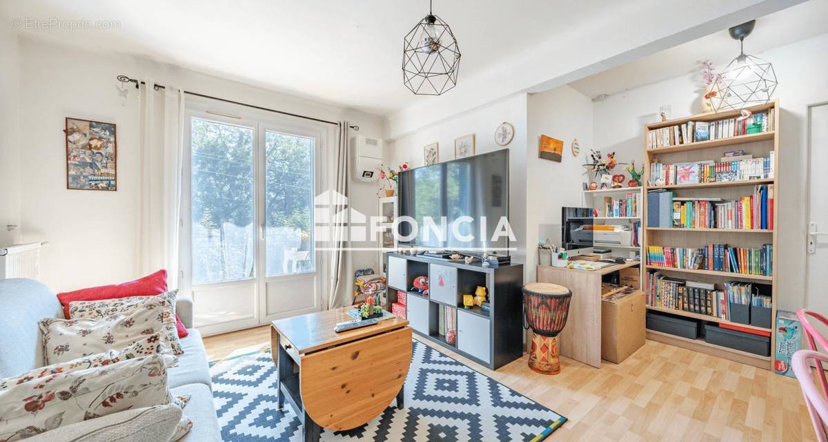 Appartement à VENCE