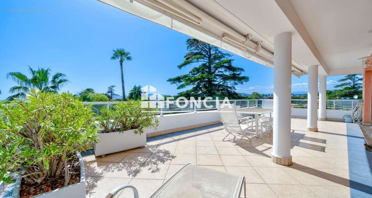 Appartement à CANNES