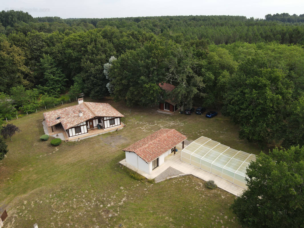 Maison à REAUP-LISSE