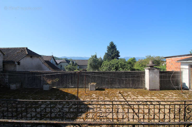 Maison à BENEJACQ