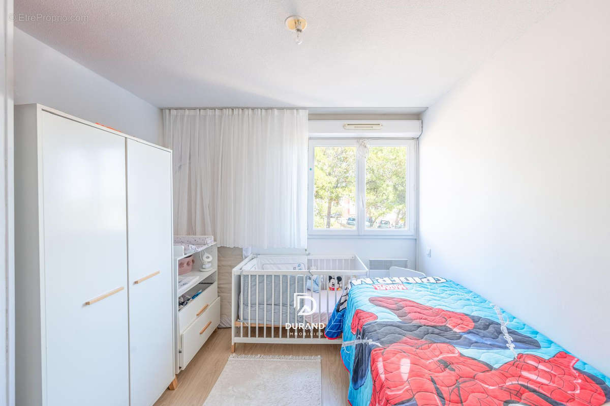 Appartement à MARSEILLE-15E