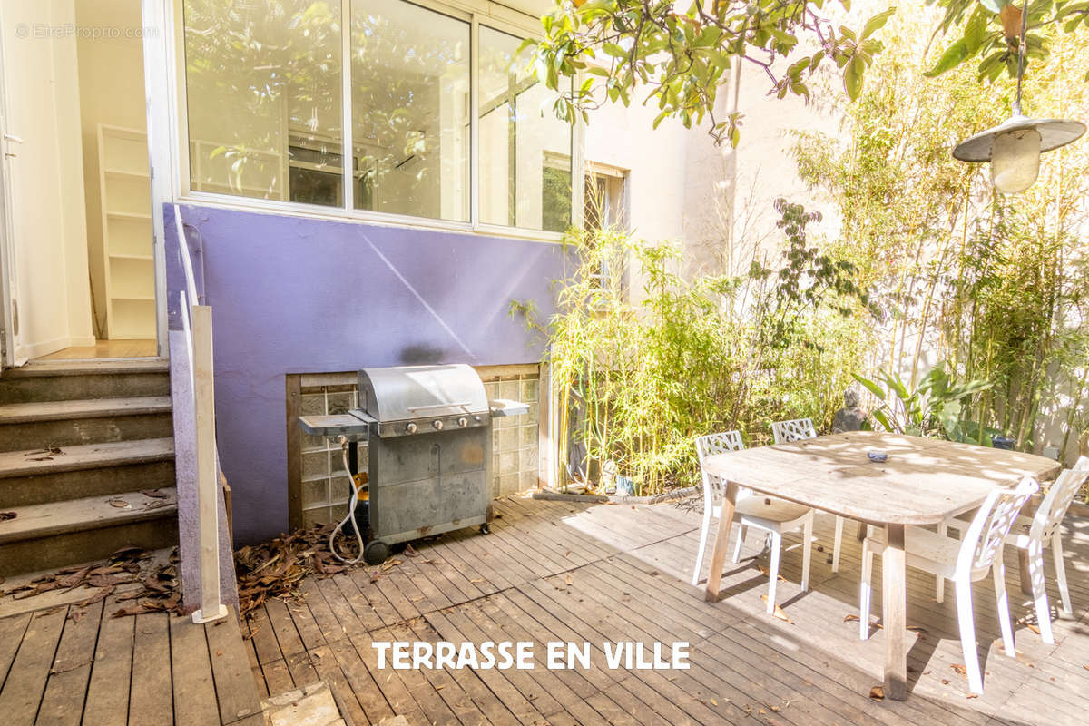 Appartement à MARSEILLE-8E