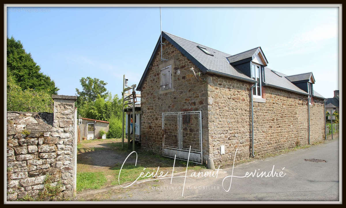 Maison à LES CHERIS