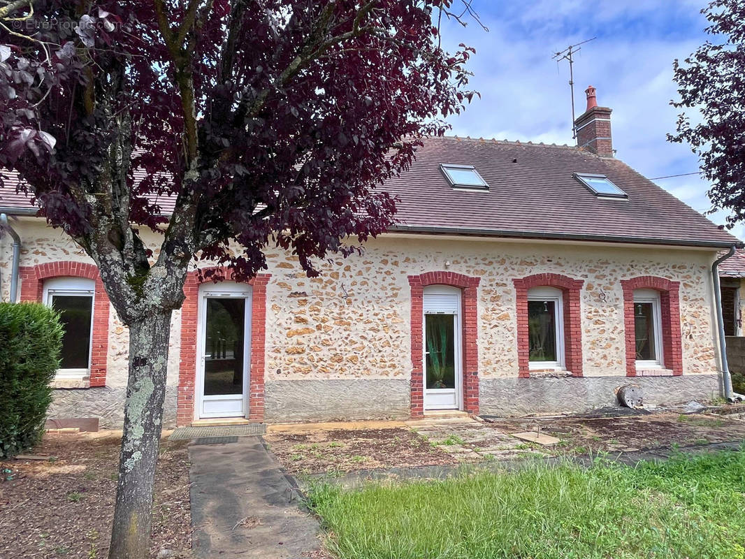 Maison à COUDRECIEUX