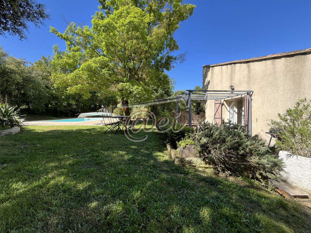 Maison à SAINT-MAXIMIN-LA-SAINTE-BAUME