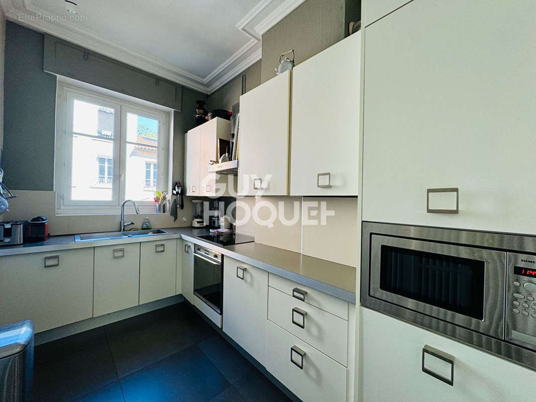 Appartement à LYON-4E