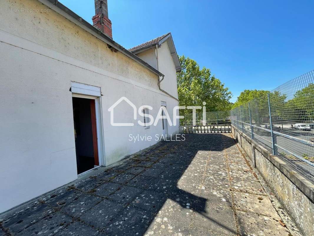 Photo 2 - Appartement à LE BUISSON-DE-CADOUIN