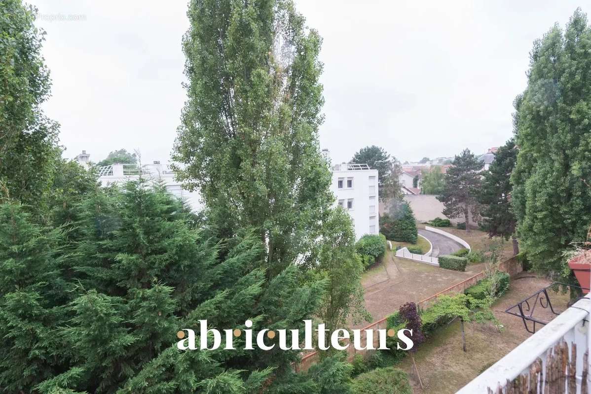 Appartement à MAISONS-LAFFITTE