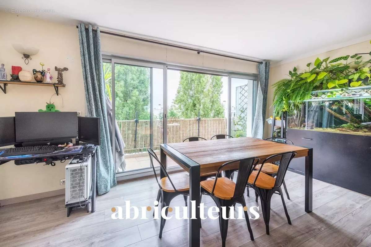 Appartement à MAISONS-LAFFITTE