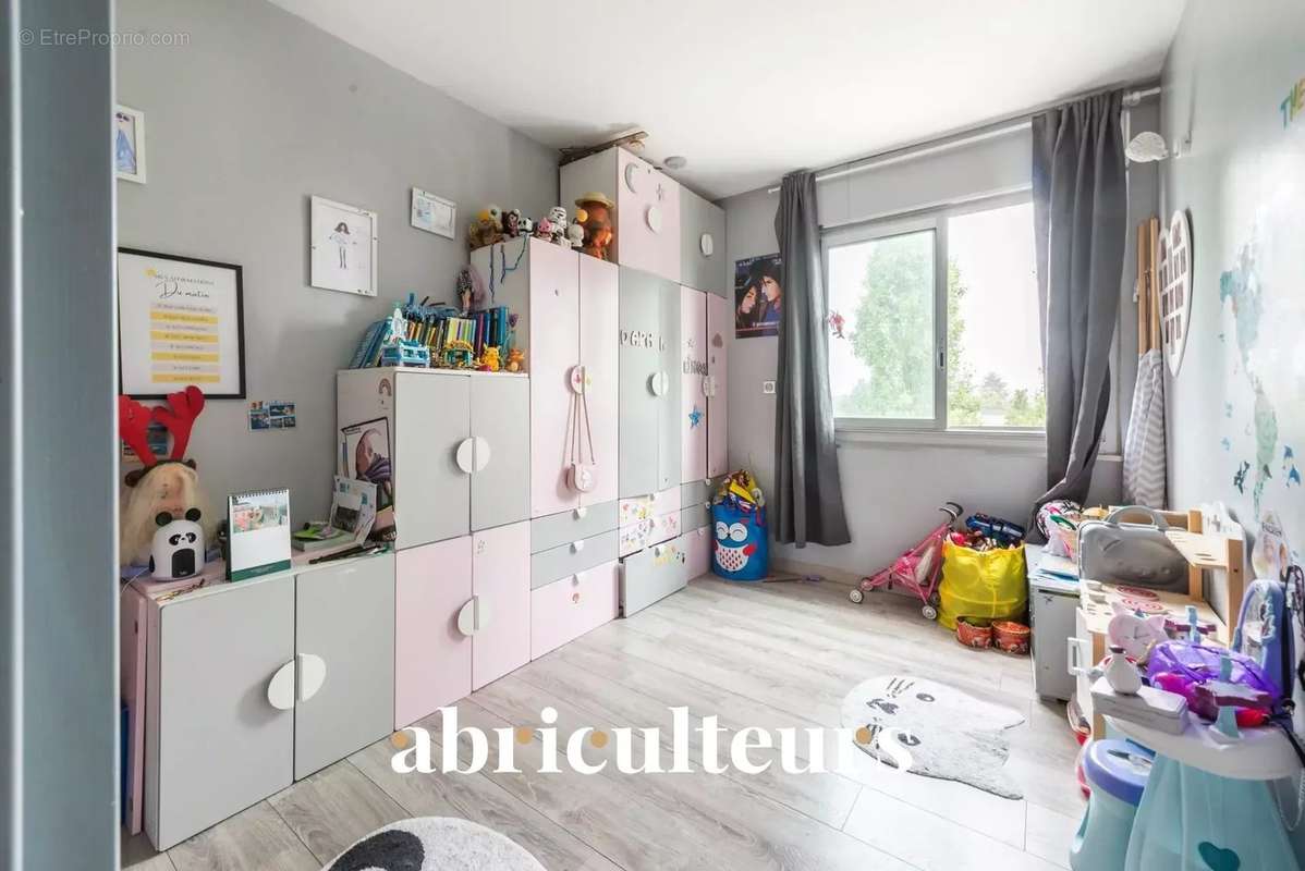 Appartement à MAISONS-LAFFITTE